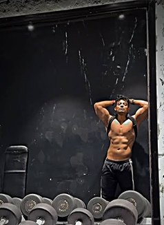 Onlyn for Girls - Acompañantes masculino in Chennai Photo 1 of 1