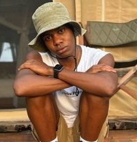 Onlywillow - Male escort in Dubai