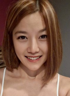 Opal Is Coming to Town - puta in Singapore Photo 10 of 11