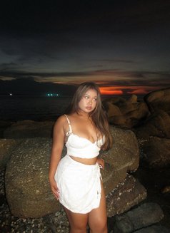 OPAL - teenager student (only 18!) - puta in Bangkok Photo 17 of 17