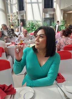 Opal - Acompañantes transexual in Al Manama Photo 5 of 5