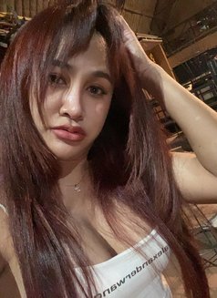 Opor first time riyadh both massage - Transsexual escort in Riyadh Photo 2 of 2