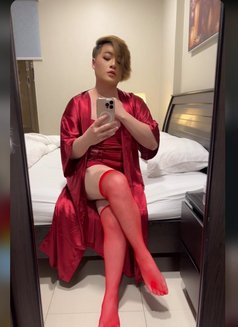 Opor - Transsexual escort in Doha Photo 4 of 5