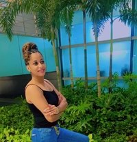 Oprah - escort in Noida
