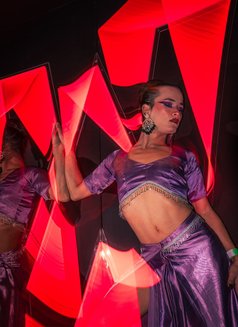 Ora - Transsexual escort agency in Bangalore Photo 2 of 5