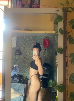 Ora - Transsexual escort agency in Bangalore Photo 3 of 7