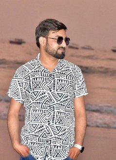 Organic Love With Romance - Male escort in Jaipur Photo 3 of 5