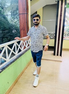 Organic Love With Romance - Male escort in Jaipur Photo 4 of 5