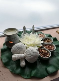 2 in 1 Full Body Massage & skin care - masseuse in Colombo Photo 2 of 6