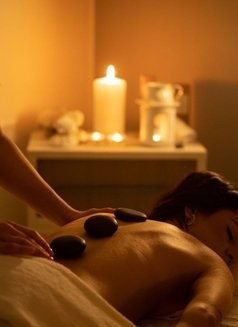 2 in 1 Full Body Massage & skin care - masseuse in Colombo Photo 4 of 6