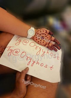 Orgyhost - puta in Bangalore Photo 1 of 5