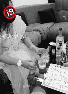 Orgyhost - puta in Bangalore Photo 2 of 5