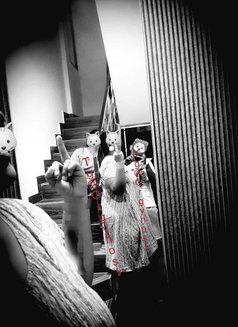 Orgyhost - puta in Bangalore Photo 4 of 5