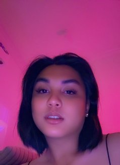 Oriiiii - Transsexual escort in Abu Dhabi Photo 4 of 11