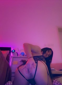 Oriiiii - Transsexual escort in Abu Dhabi Photo 11 of 11