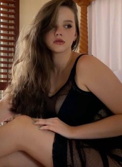 Orisa - escort in Jeddah Photo 2 of 3