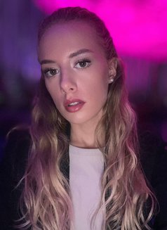 Orlina - escort in Dubai Photo 10 of 14