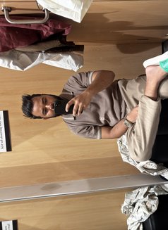 Vihaan (Professional in Pune) - Male escort in Pune Photo 1 of 7