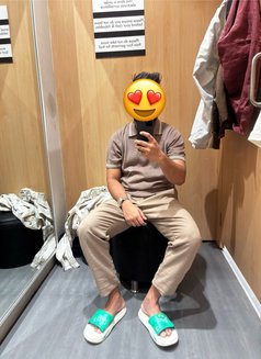 Vihaan (Professional in Pune) - Male escort in Pune Photo 2 of 7