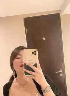 Osaka Girl - puta in Bali Photo 3 of 7