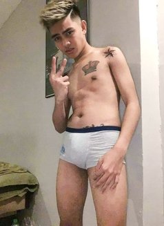 Oscar Estacio - masseur in Manila Photo 5 of 6