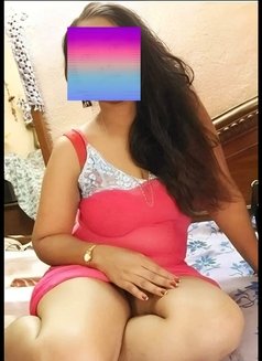 Dilki young fresh girl - puta in Colombo Photo 13 of 13