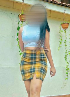 Oshadi Fernando. Gfe - escort in Colombo Photo 1 of 11