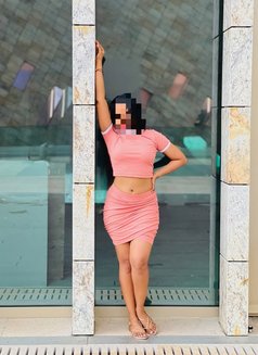 Oshadi Fernando Gfe - escort in Colombo Photo 1 of 11