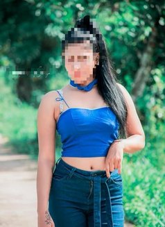 Oshadi Fernando ( full GFE ) - escort in Colombo Photo 3 of 10