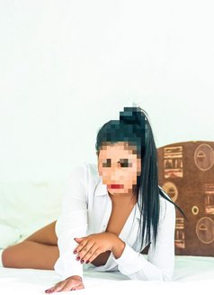 Oshadi Fernando ( full GFE ) - escort in Colombo Photo 5 of 10