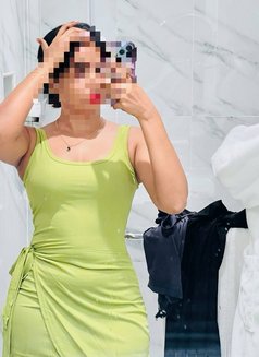 Oshadi. GFE - escort in Colombo Photo 3 of 6