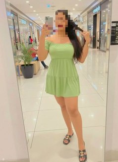 Oshadi Gfe - escort in Colombo Photo 8 of 12