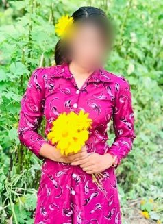 Oshadi Perera - escort in Colombo Photo 7 of 7