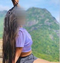 Oshadi - escort in Colombo