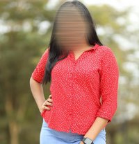 Oshadi - escort in Colombo