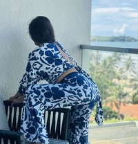Oshani - escort in Colombo