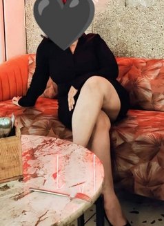 Oshani - escort in Colombo Photo 1 of 7