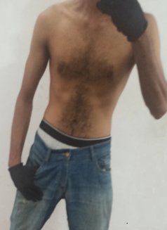 Oshen Perera - Male escort in Colombo Photo 3 of 7