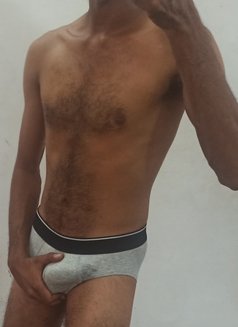 Oshen Perera - Male escort in Colombo Photo 7 of 7