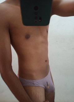 Oshen Perera - Acompañantes masculino in Colombo Photo 7 of 13