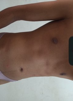 Oshen Perera - Acompañantes masculino in Colombo Photo 13 of 13