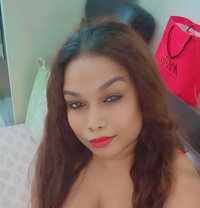 Oshi Dominant transgirl(post of) - Transsexual escort in Raipur