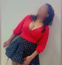 Oshi GFE - puta in Maldives