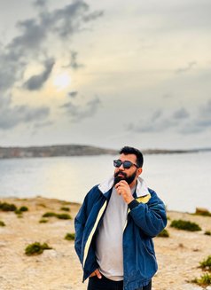 Osho - Male escort in Malta Photo 2 of 2