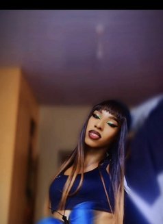 Oshun - Transsexual escort in Nairobi Photo 14 of 15