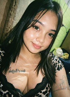 Osias - Transsexual escort in Manila Photo 3 of 7