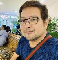 Oskee - Male escort in Manila