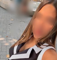 Oslen - escort in Barcelona