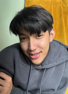 Ossy - masseuse in Hua Hin Photo 3 of 10