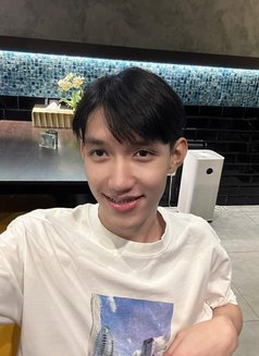 Ossy - masseuse in Hua Hin Photo 7 of 10